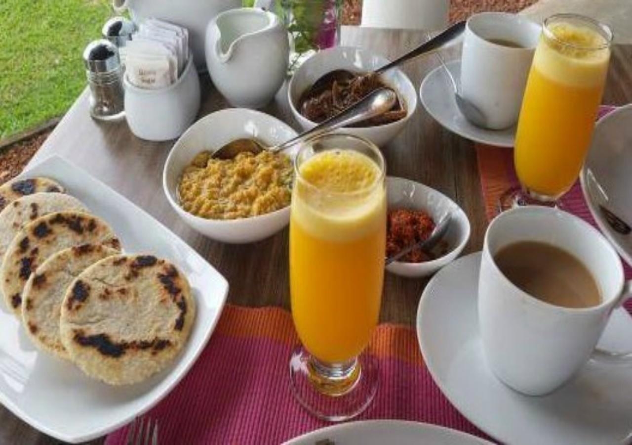 Royal Mount Hotel Kandy Eksteriør bilde